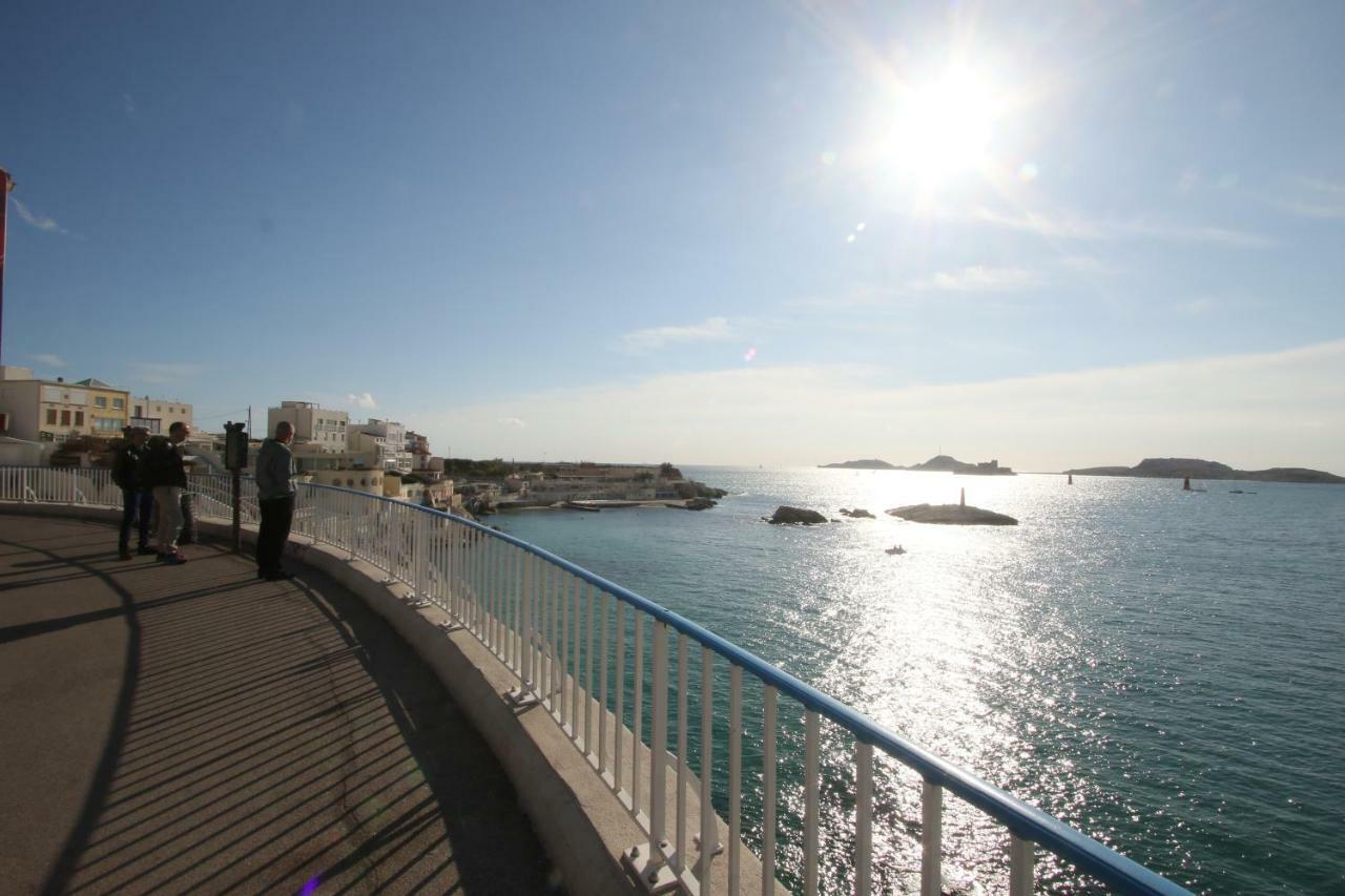Stud Terras Ville Corniche 2 Pers Stat Gratuit Rue Modif Suivt Possib Et Accord Exclusif Marseilles Buitenkant foto